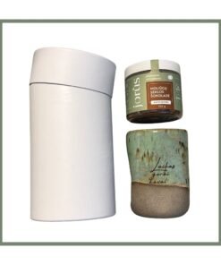 Originali Dovana | STILINGAS PUODELIS SU MOLIŪGŲ SĖKLOMIS ŠOKOLADE