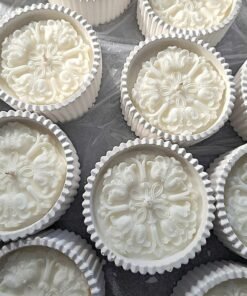 Sojų vaško žvakė su briaunuotu indeliu  |  RAŠTAI 2