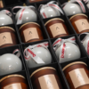 Gardus vaišių rinkinys personalizuotoje tūtoje | IDENTITETAS 1 Gardus vaišių rinkinys personalizuotoje tūtoje | IDENTITETAS 1